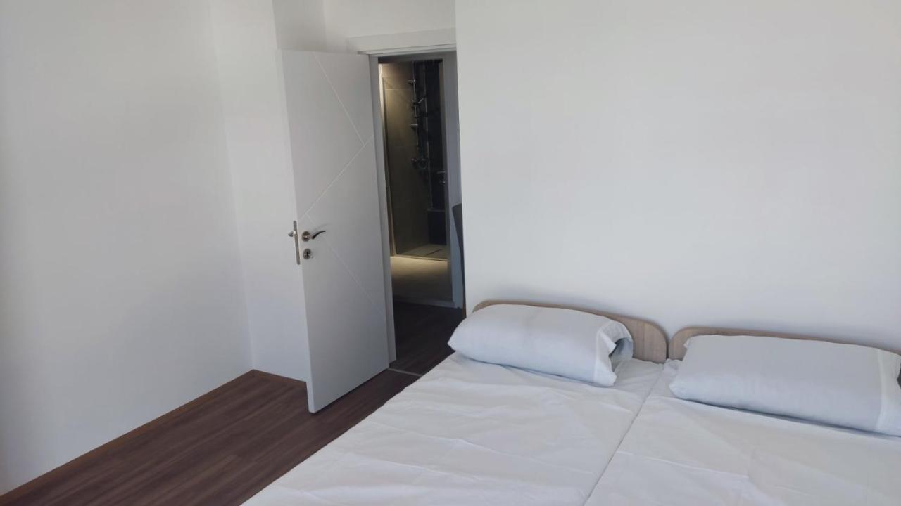 Sky View Luxury Center Skopje Apartments المظهر الخارجي الصورة
