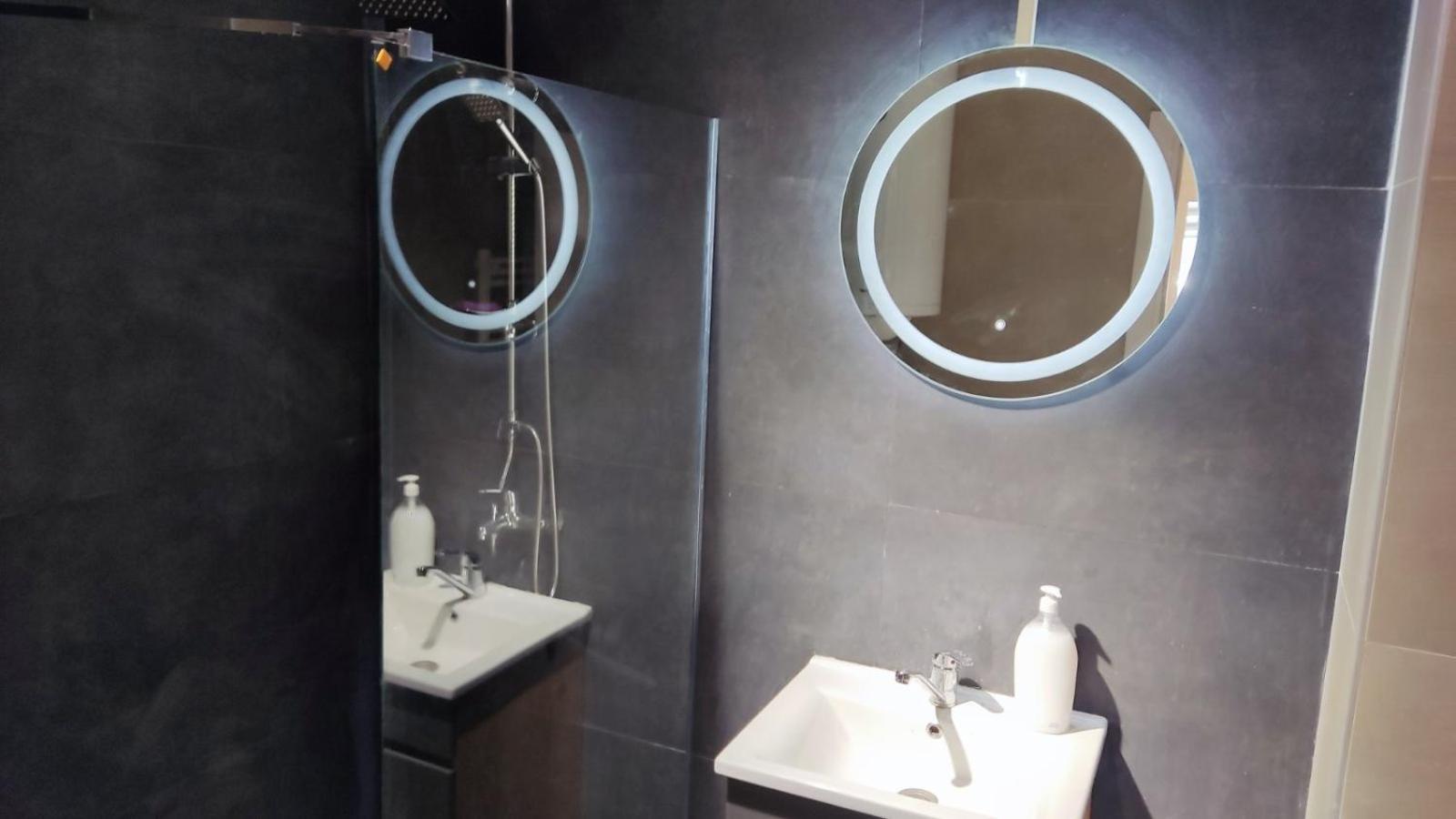 Sky View Luxury Center Skopje Apartments المظهر الخارجي الصورة